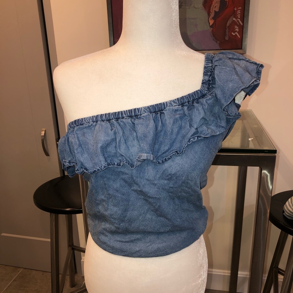 stretchy blue going out top